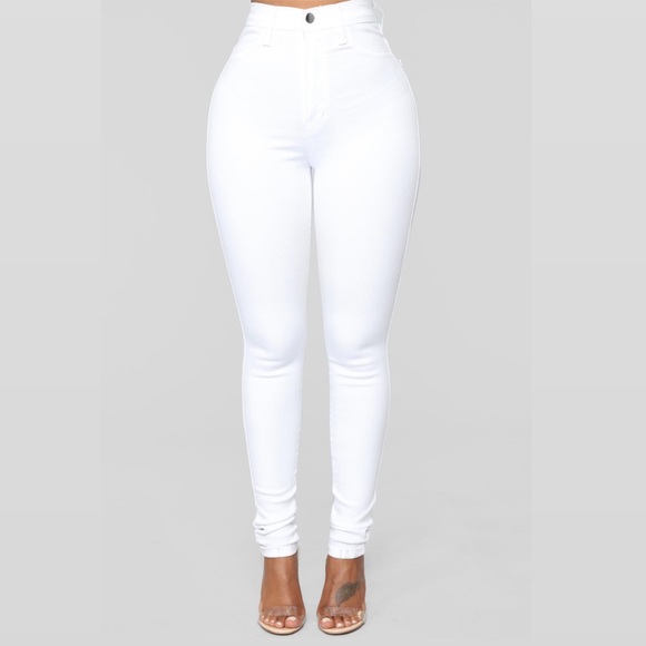 FashionNova Perfectly Classic Jeans- white - Picture 4 of 5